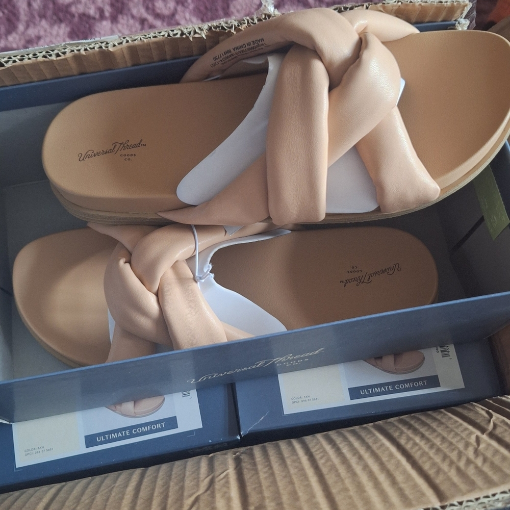 Sandles